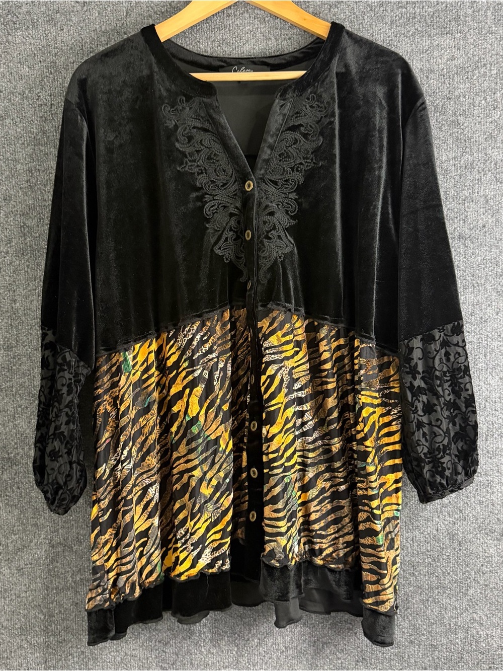 Calessa Womens 3X Velvet Mixed Media Button Up Top Animal Print 3/4 Sleeve